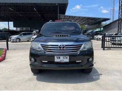 Toyota Fortuner 3.0 V 4WD SUV A/T ปี 2011 รูปที่ 1